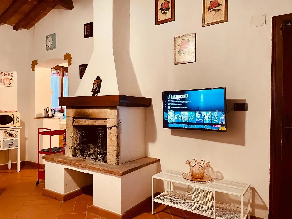 Casina Del Fabbro Apartment Montescudaio 0*,