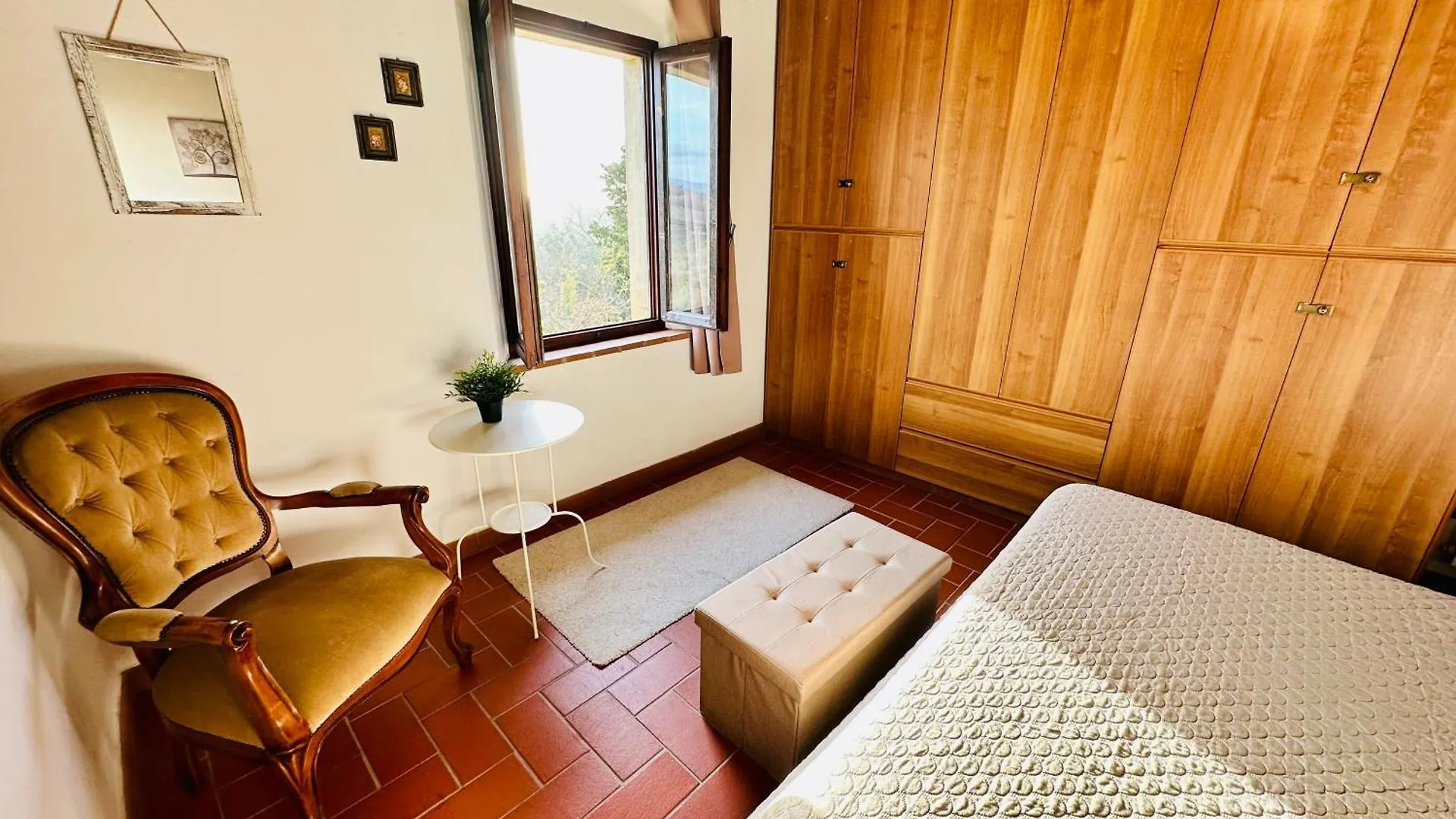 Casina Del Fabbro Apartment Montescudaio