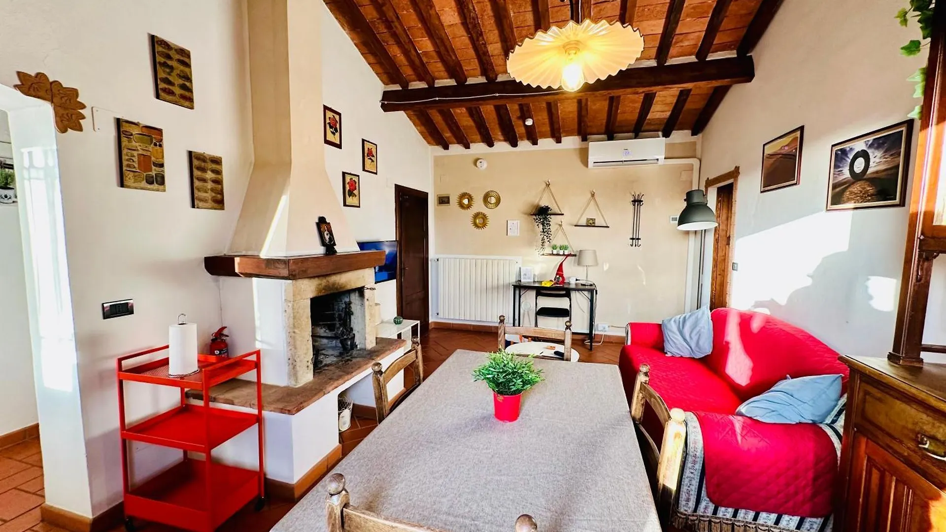 Casina Del Fabbro Apartment Montescudaio 0*,  Italy
