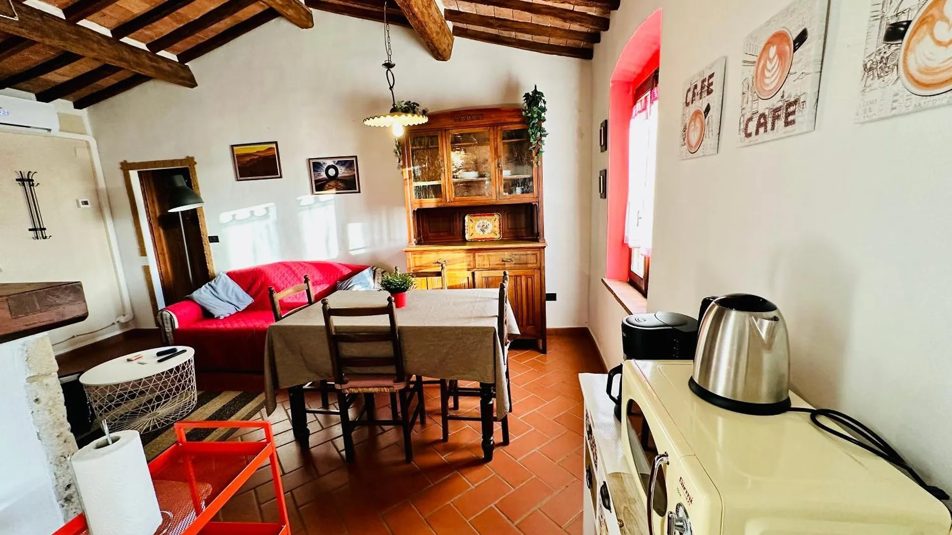 Casina Del Fabbro Apartment Montescudaio Italy