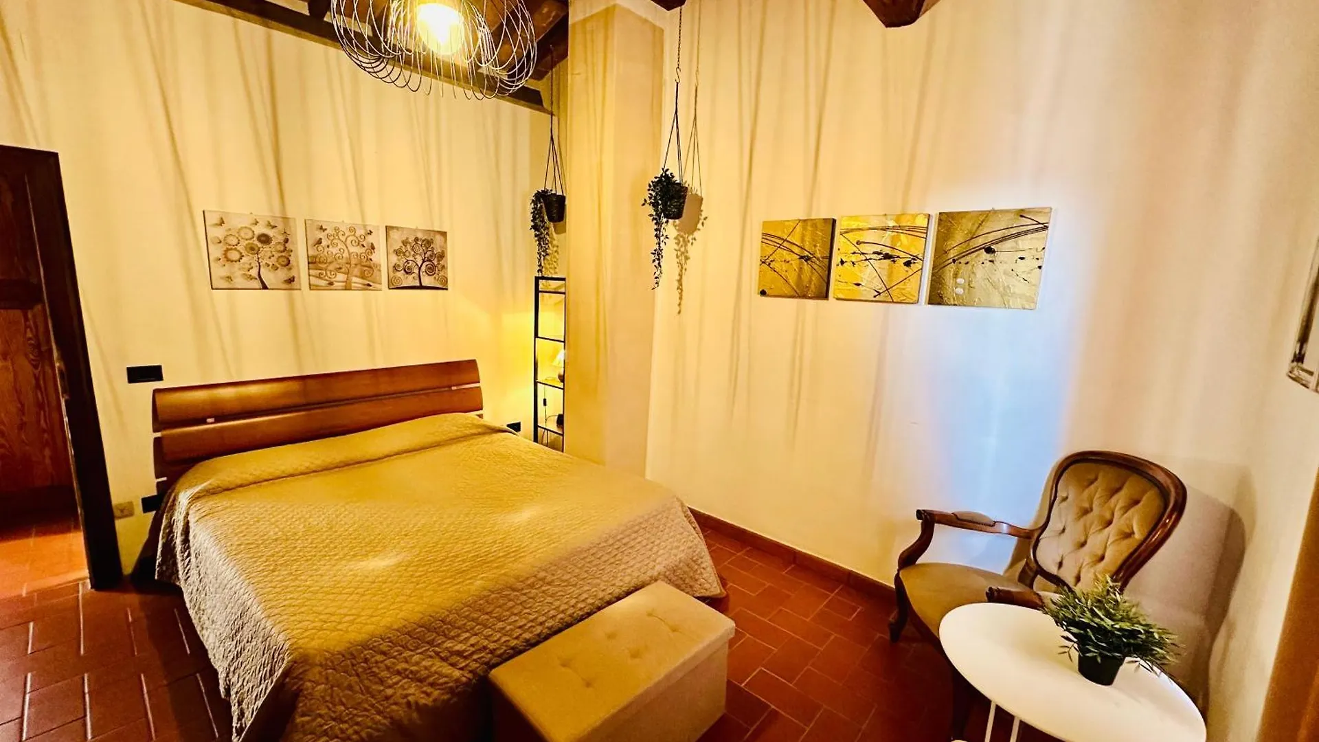 Casina Del Fabbro Apartment Montescudaio Italy
